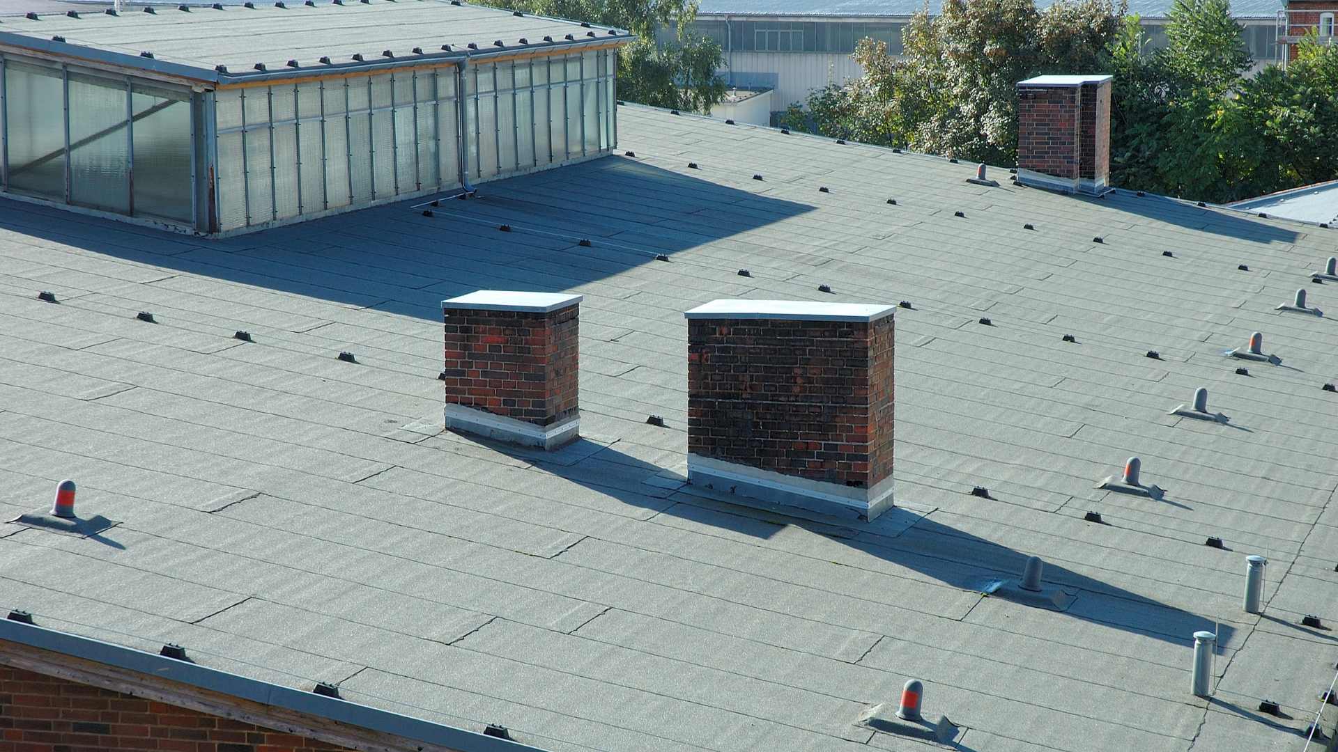 Roofing in Elwood, MO